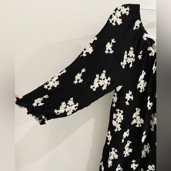 Soft Surroundings Embroidered Textured Midi Dress Boho Feminine Stretch Neutral - Picture 3 of 10